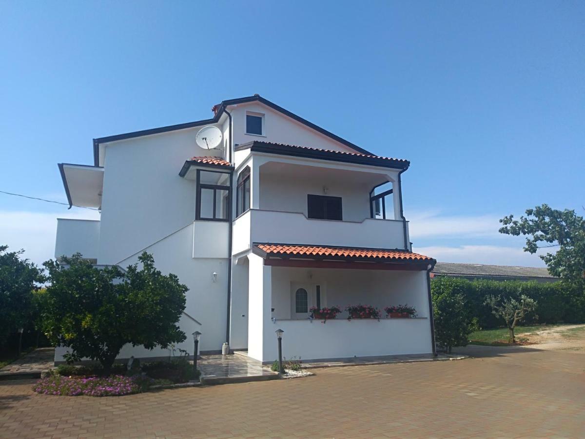 Apartment Ivana Novigrad Istria Kültér fotó